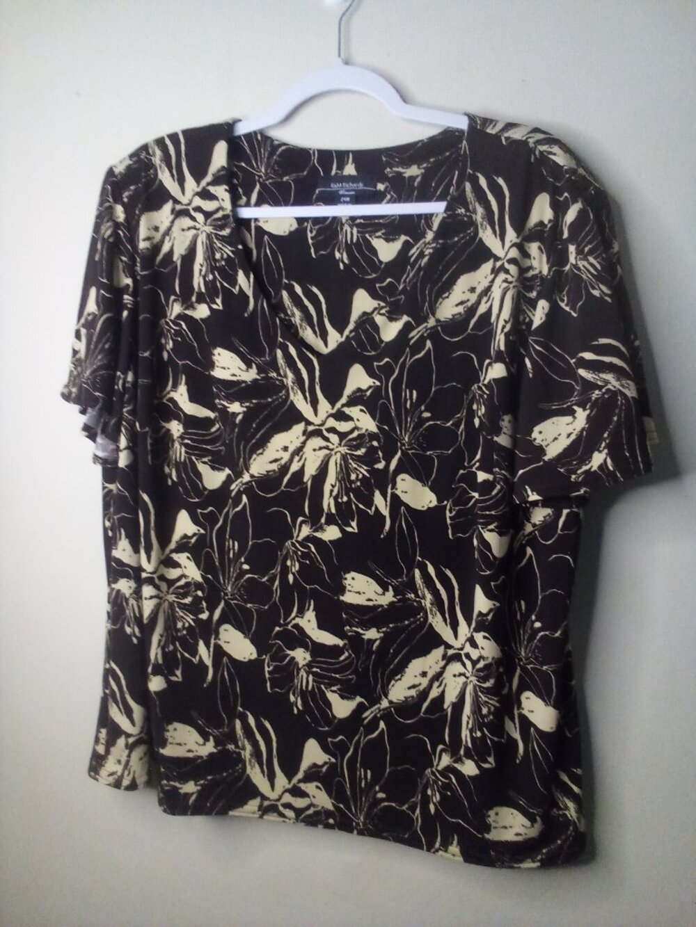 R & M Richards Blouse Women 24W 24 Short Sleeve Floral Pattern Brown Tan